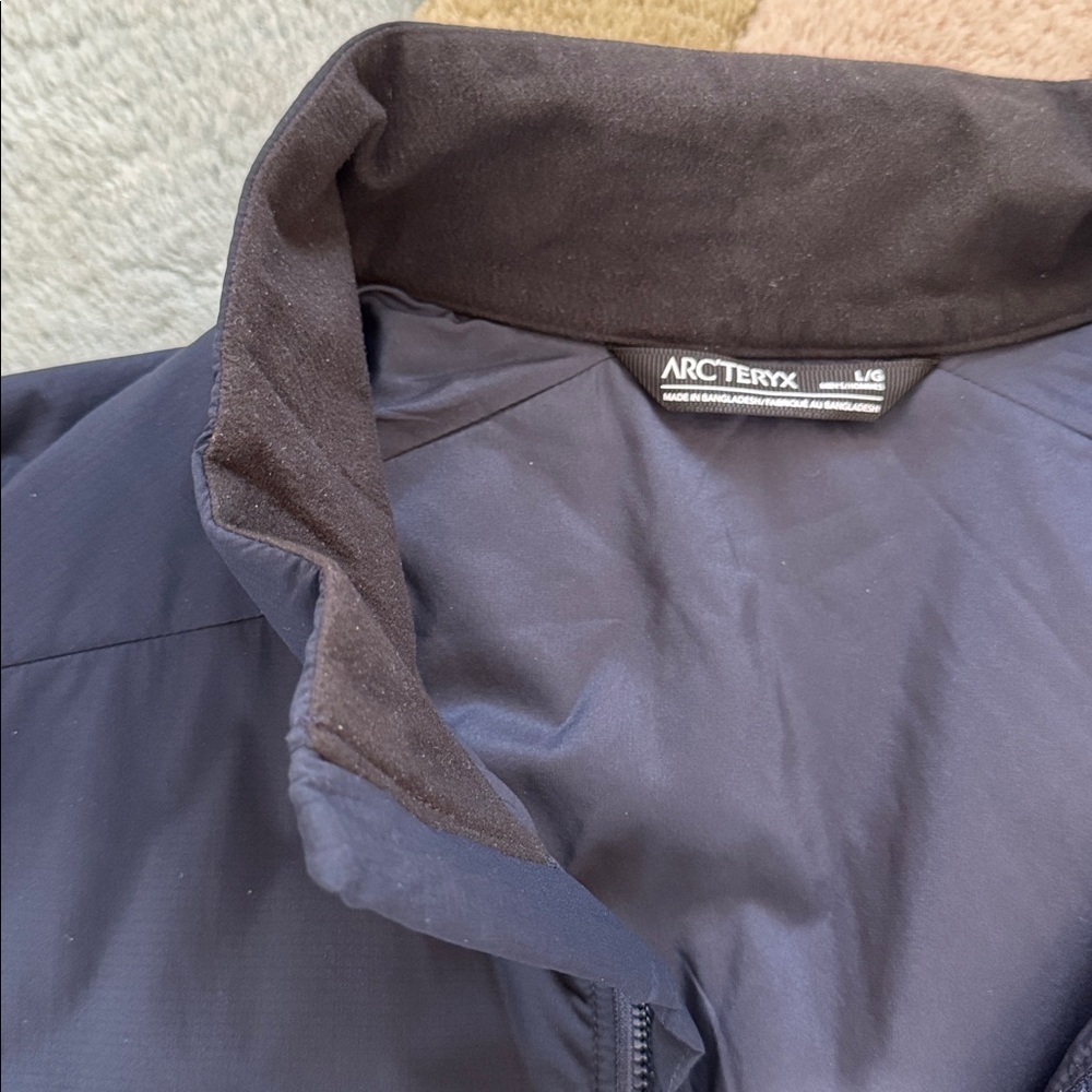 Arc’teryx Atom LT Vest - Men’s Large - Navy - Picture 6 of 9